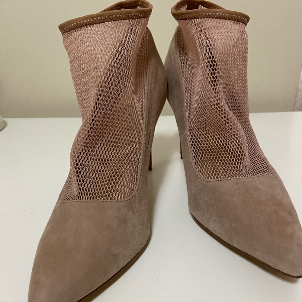 Leith Heel
